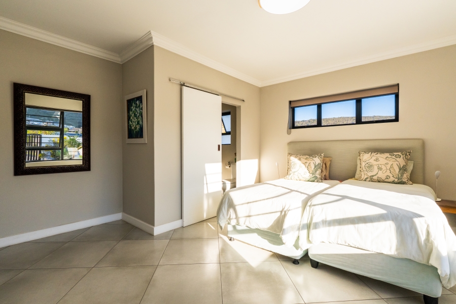 4 Bedroom Property for Sale in Island View Western Cape
